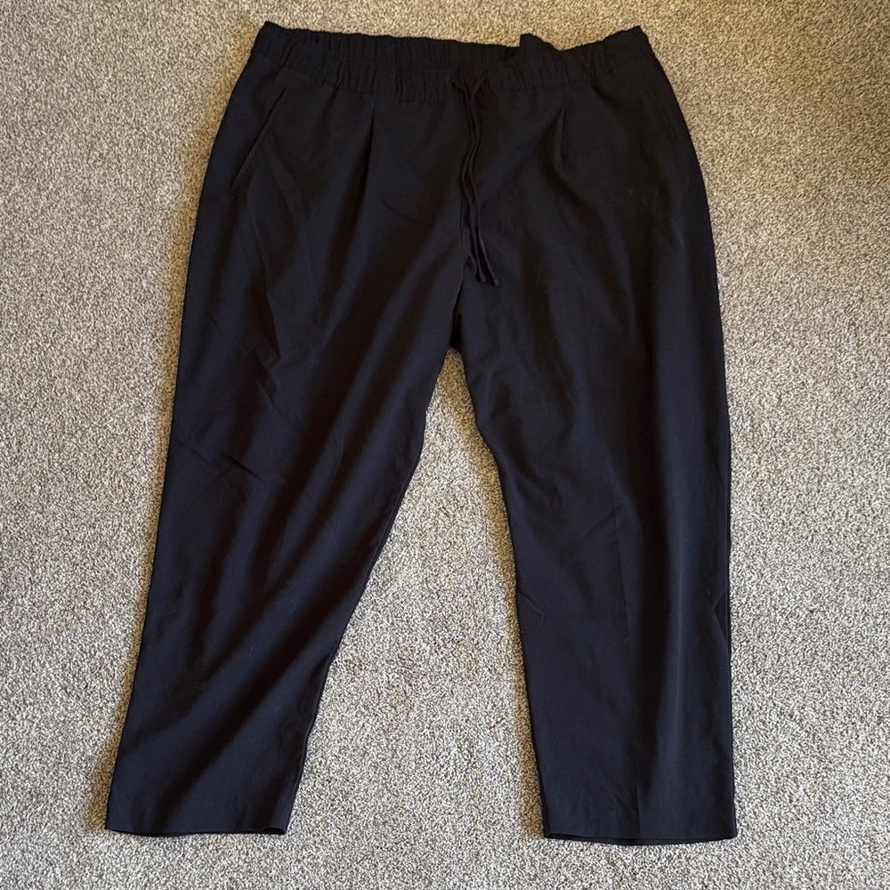 Old Navy Black Women’s Drawstring Jogger Pants
